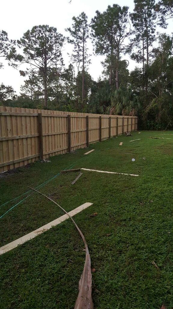 Commercial fencing services In Dallas TX Dallas fencing services