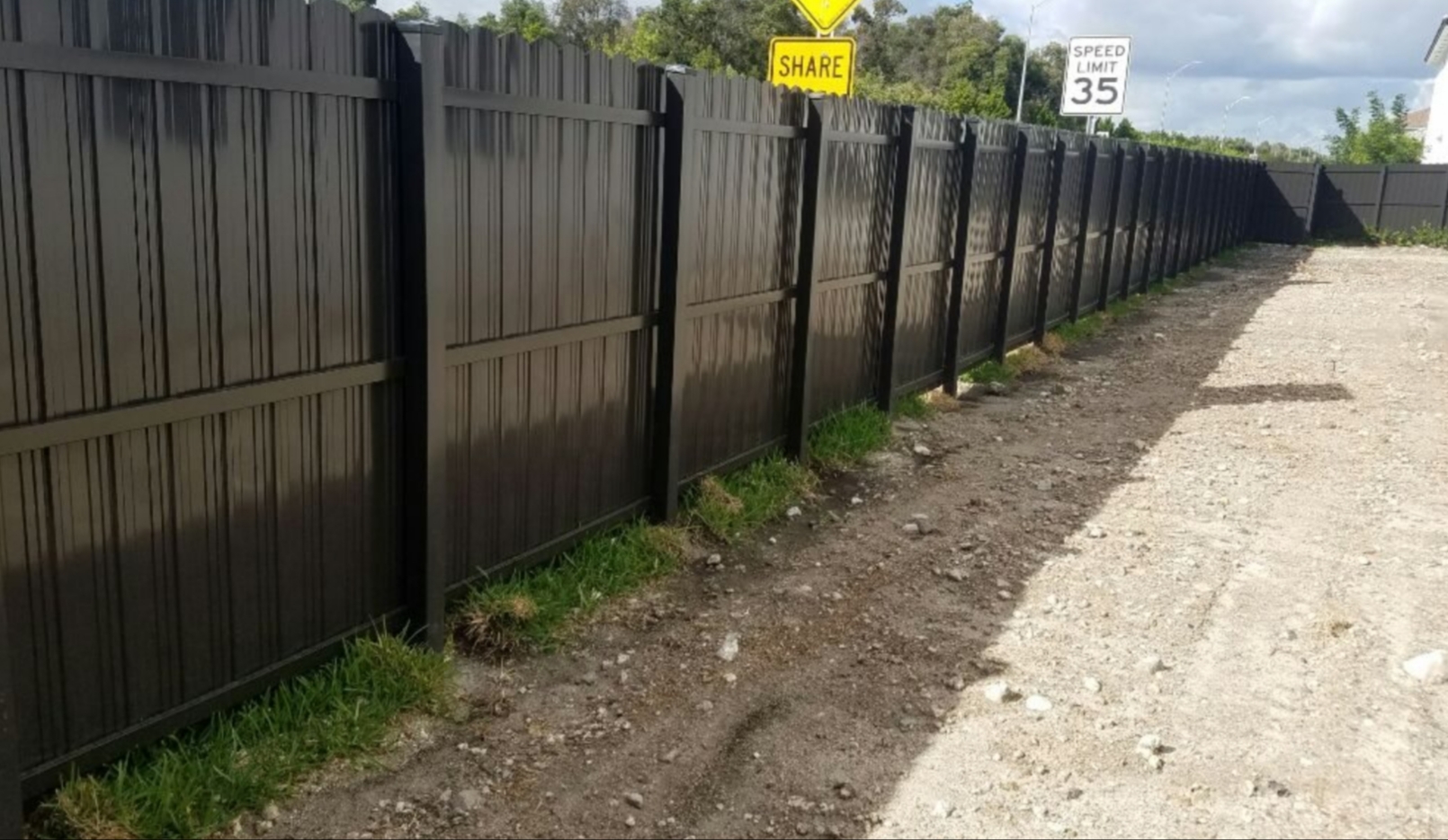 Dallas fence contractor